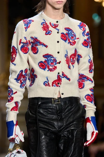 Look 71